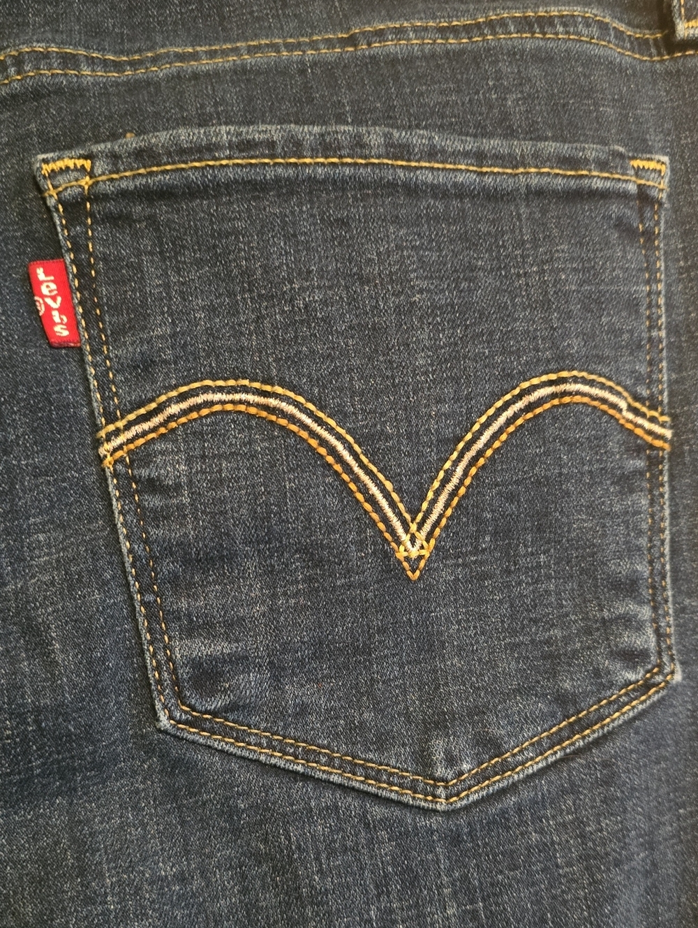Levi's Jeans Women's Size 4 Short 4S Blue Classic Bootcut Boot Cut Embroidered - Picture 3 of 10
